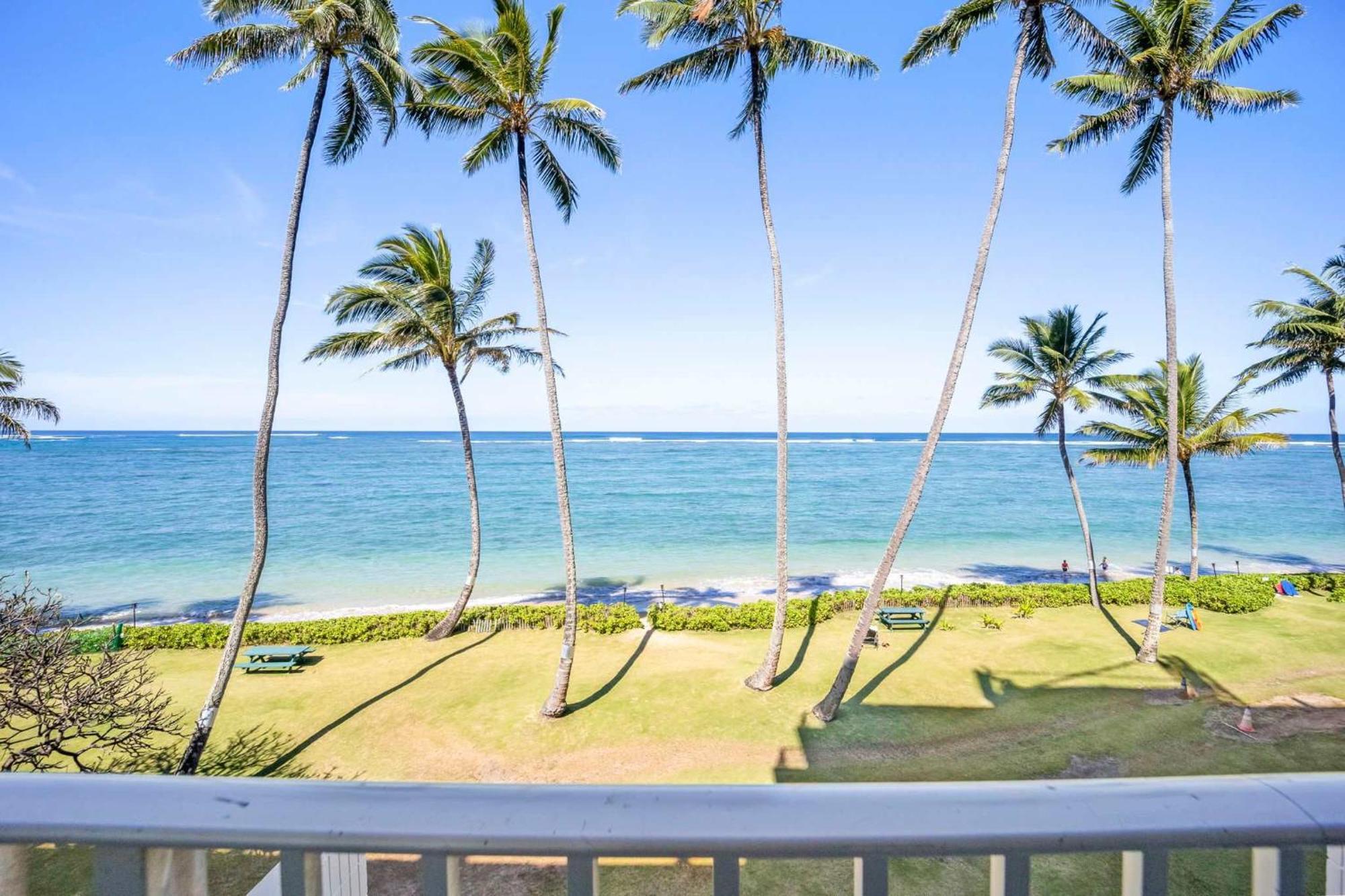 Beautiful Beachfront Condo Laie Eksteriør bilde